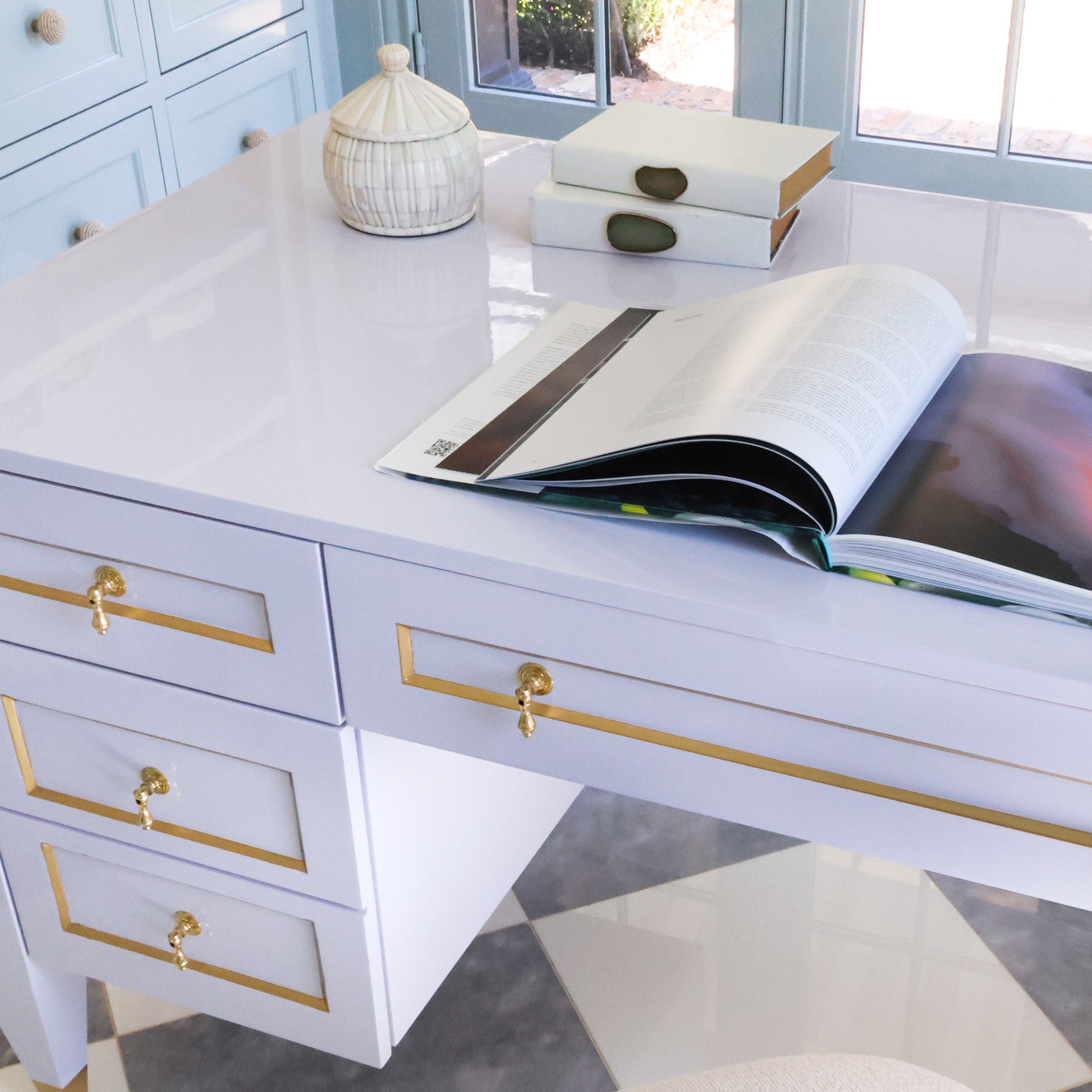 #color_merlin-lavender
#hardware_le-coucou-pull