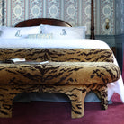 #color_tigers-eye-velvet